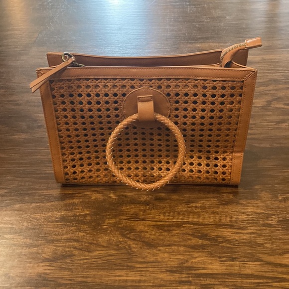 Convertible Ring Handle Purse - Picture 6 of 8